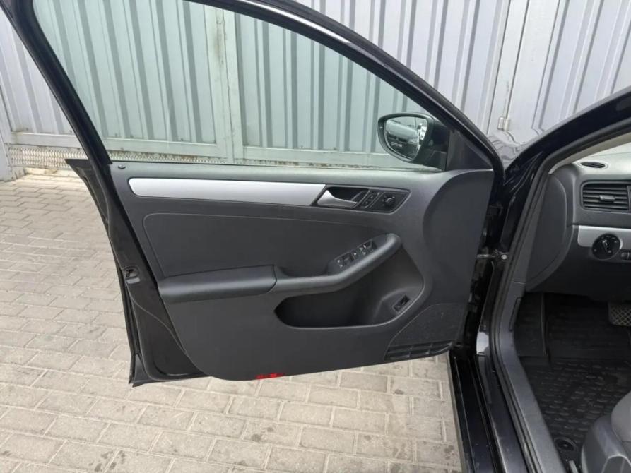 Volkswagen Jetta VI Ростов-на-Дону  - изображение 17