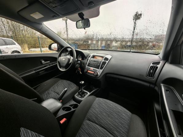 Kia Ceed I с пробегом 2008 года, цена 519 000 рублей, 209000 км, хэтчбек, Автокод Объявления
