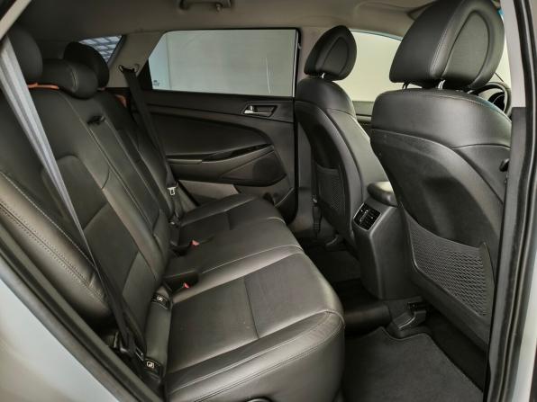 Hyundai Tucson III с пробегом 2018 года, цена 1 965 000 рублей, 142718 км, внедорожник, Автокод Объявления