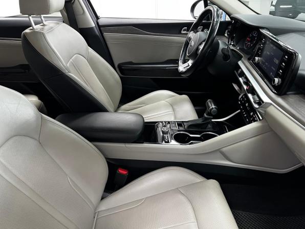 Kia K5 III с пробегом 2020 года, цена 2 320 000 рублей, 86673 км, седан, Автокод Объявления