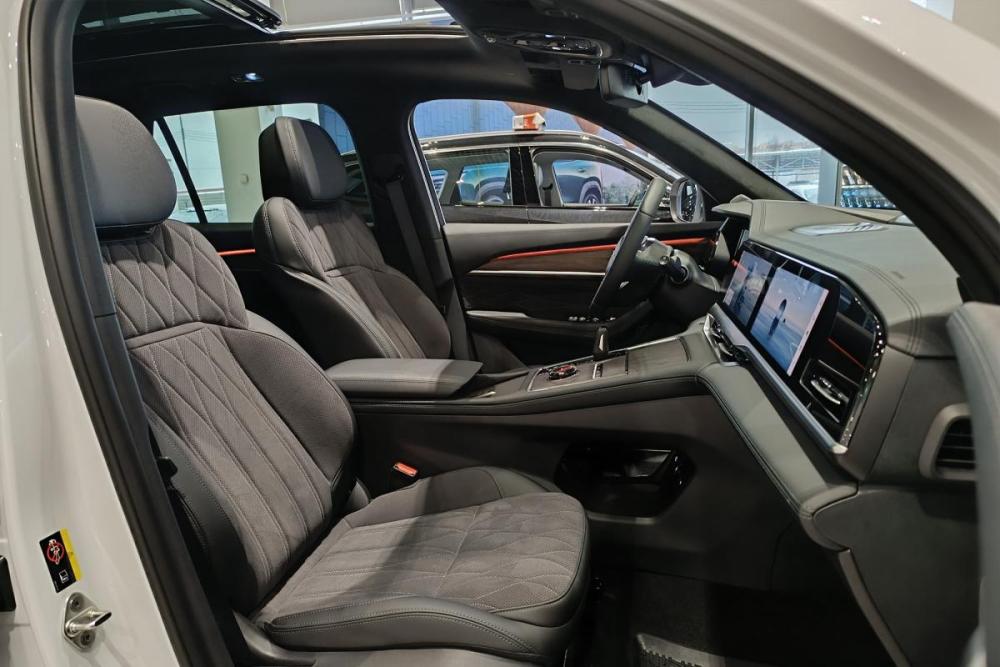Geely Monjaro I Москва  - изображение 7