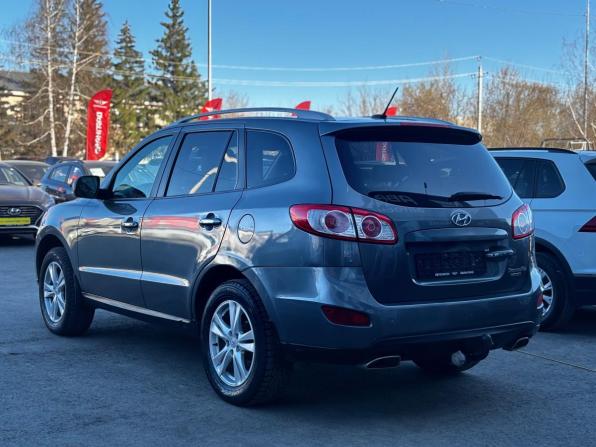 Hyundai Santa Fe II Рестайлинг с пробегом 2011 года, цена 1 250 000 рублей, 236112 км, внедорожник, Автокод Объявления
