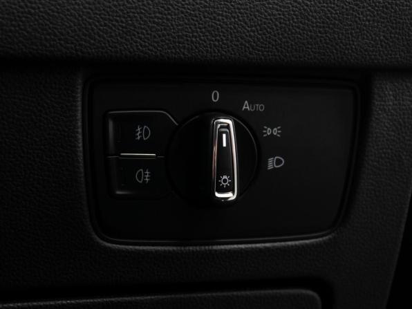 Volkswagen Passat B8 с пробегом 2015 года, цена 1 879 000 рублей, 59841 км, универсал, Автокод Объявления