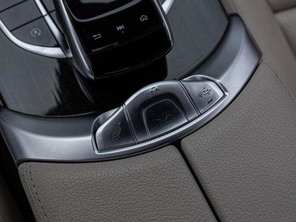 Mercedes-Benz C-Класс IV (W205) Рестайлинг с пробегом 2018 года, цена 4 200 000 рублей, 113388 км, кабриолет, Автокод Объявления