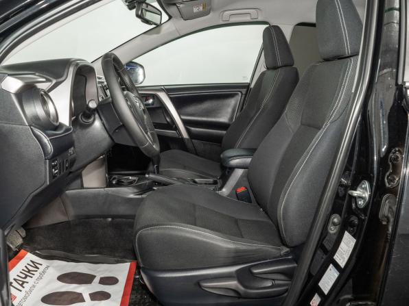 Toyota RAV4 IV (XA40) Рестайлинг с пробегом 2018 года, цена 2 175 000 рублей, 178100 км, внедорожник, Автокод Объявления