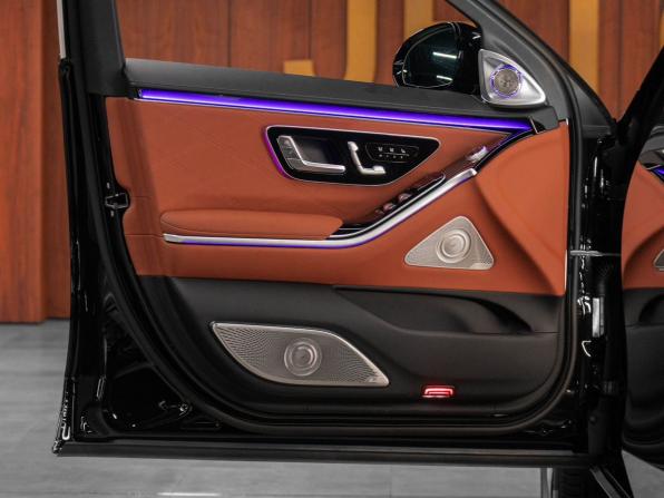 Mercedes-Benz Maybach S-Класс II (Z223) с пробегом 2025 года, цена 28 640 000 рублей, 1 км, седан, Автокод Объявления