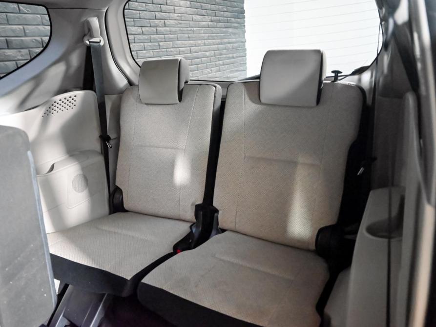 Toyota Sienta II Екатеринбург  - изображение 18