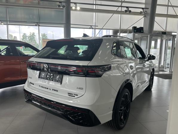 Volkswagen Tiguan III (China Market) с пробегом 2026 года, цена 4 730 000 рублей, 59 км, внедорожник, Автокод Объявления