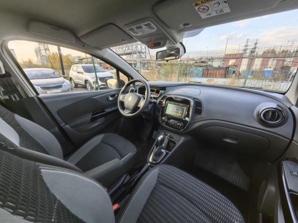 Renault Kaptur I с пробегом 2019 года, цена 1 109 000 рублей, 178954 км, внедорожник, Автокод Объявления