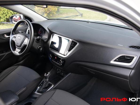 Hyundai Solaris II с пробегом 2019 года, цена 1 448 000 рублей, 87110 км, седан, Автокод Объявления