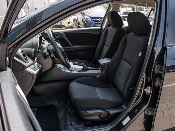 Mazda 3 II (BL) Рестайлинг с пробегом 2011 года, цена 915 000 рублей, 243859 км, хэтчбек, Автокод Объявления