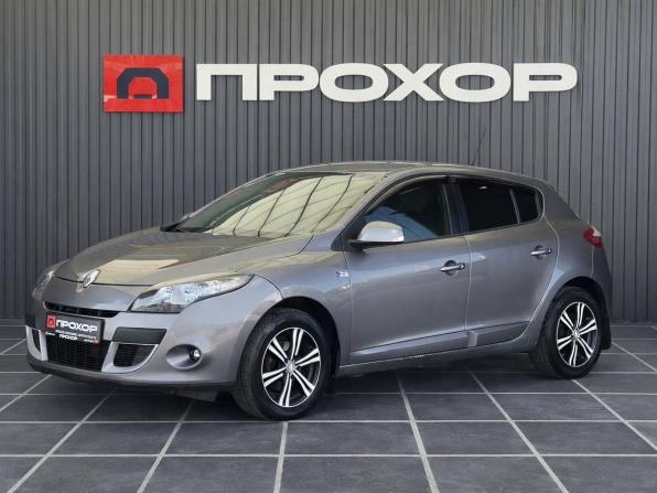 Renault Megane III Рестайлинг с пробегом 2012 года, цена 577 000 рублей, 269790 км, хэтчбек, Автокод Объявления