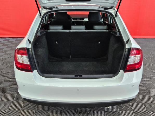 Skoda Rapid I Рестайлинг с пробегом 2019 года, цена 1 249 000 рублей, 104400 км, лифтбек, Автокод Объявления