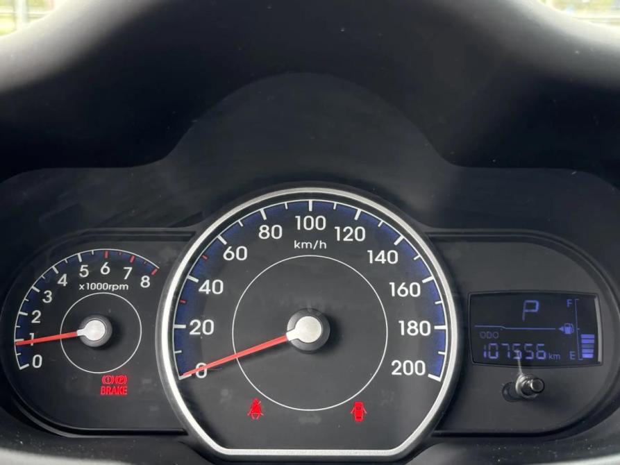 Hyundai i10 I Крым  - изображение 12