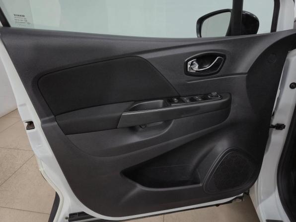 Renault Kaptur I с пробегом 2017 года, цена 1 700 000 рублей, 82900 км, внедорожник, Автокод Объявления