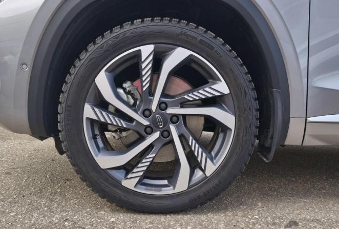 Geely Monjaro I с пробегом 2024 года, цена 3 532 000 рублей, 32127 км, внедорожник, Автокод Объявления