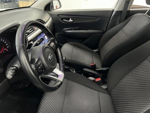 Kia Rio IV с пробегом 2018 года, цена 1 299 000 рублей, 144044 км, седан, Автокод Объявления