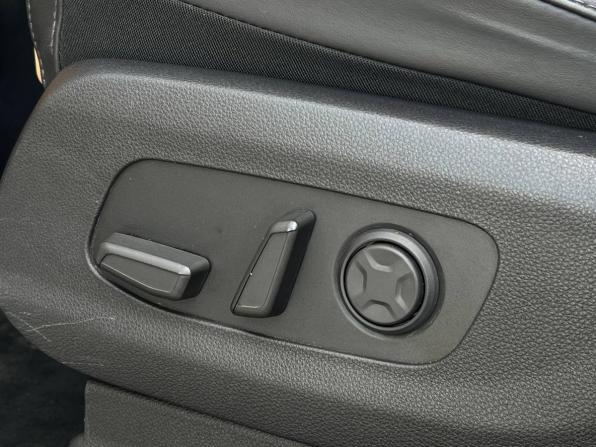 Kia Carnival IV с пробегом 2021 года, цена 4 140 000 рублей, 123713 км, минивэн, Автокод Объявления