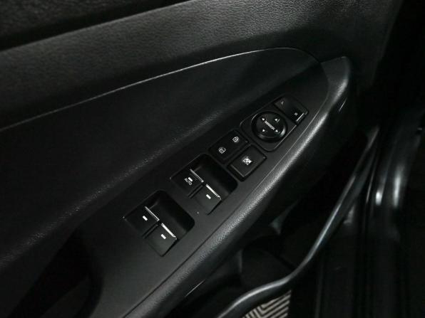 Hyundai Tucson III Рестайлинг с пробегом 2019 года, цена 2 450 000 рублей, 106232 км, внедорожник, Автокод Объявления