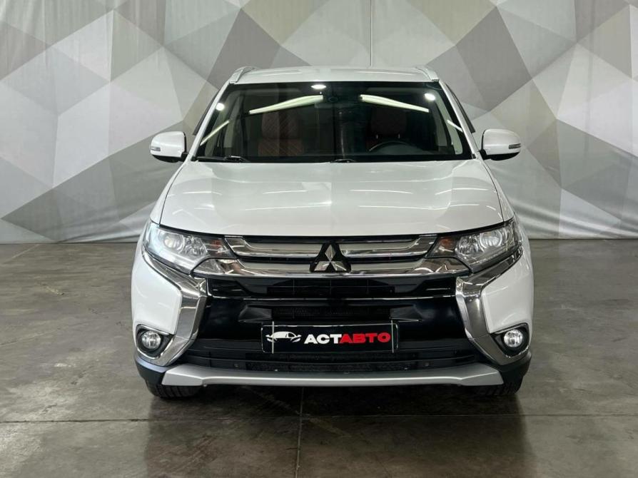 Mitsubishi Outlander III Рестайлинг 3 Оренбург  - изображение 2