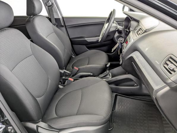 Kia Rio III Рестайлинг с пробегом 2017 года, цена 1 140 000 рублей, 151386 км, седан, Автокод Объявления