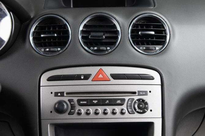 Peugeot 408 I с пробегом 2012 года, цена 719 000 рублей, 235091 км, седан, Автокод Объявления