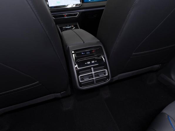 Volkswagen Tiguan III (China Market) с пробегом 2026 года, цена 4 690 000 рублей, 30 км, внедорожник, Автокод Объявления