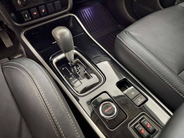 Mitsubishi Outlander III Рестайлинг 3 с пробегом 2019 года, цена 1 869 000 рублей, 156104 км, внедорожник, Автокод Объявления