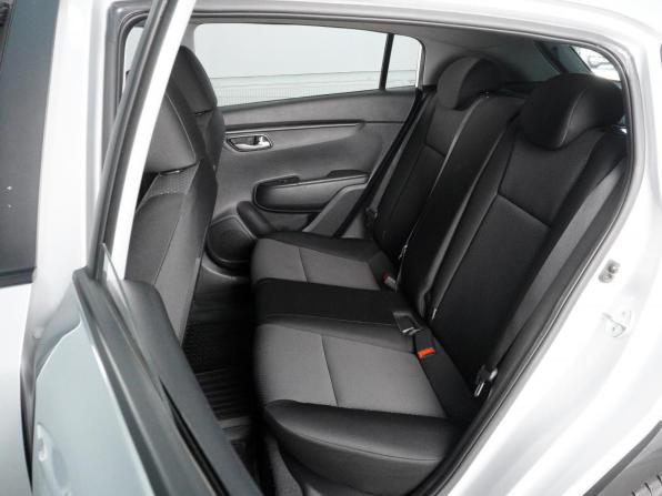 Kia Rio IV Рестайлинг с пробегом 2021 года, цена 1 485 000 рублей, 114868 км, хэтчбек, Автокод Объявления