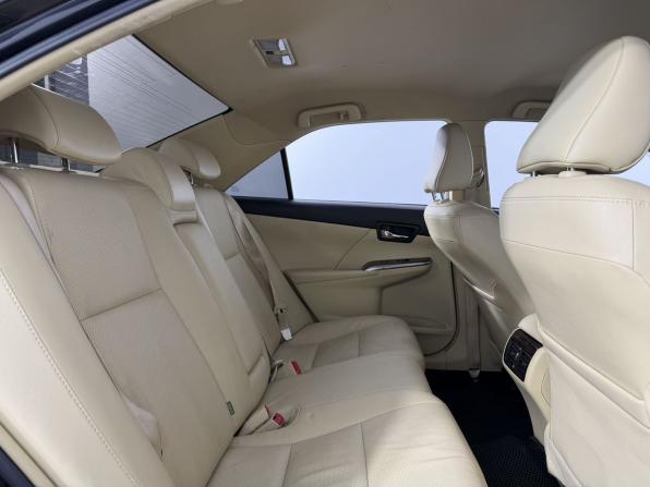 Toyota Camry VII (XV50) Рестайлинг с пробегом 2016 года, цена 1 820 000 рублей, 193000 км, седан, Автокод Объявления