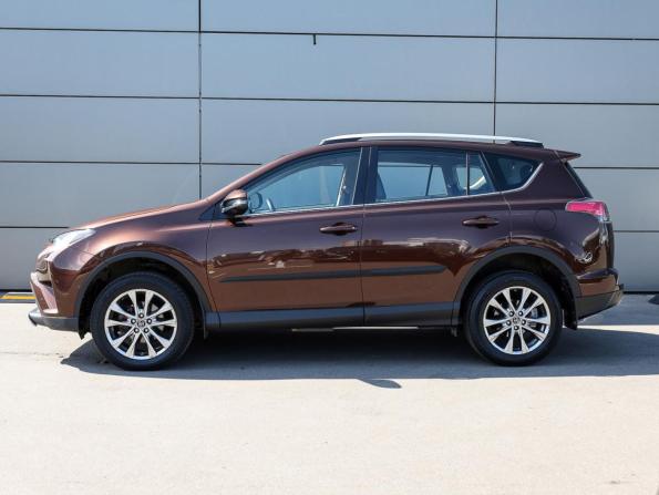 Toyota RAV4 IV (XA40) Рестайлинг с пробегом 2017 года, цена 2 549 000 рублей, 92880 км, внедорожник, Автокод Объявления