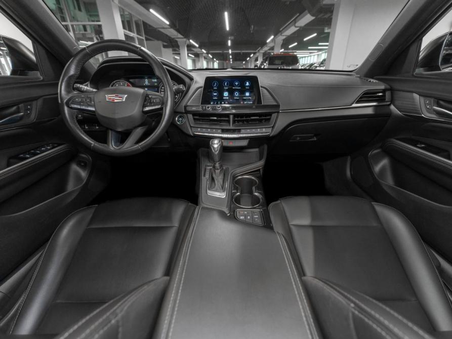 Cadillac CT4 I Москва  - изображение 8