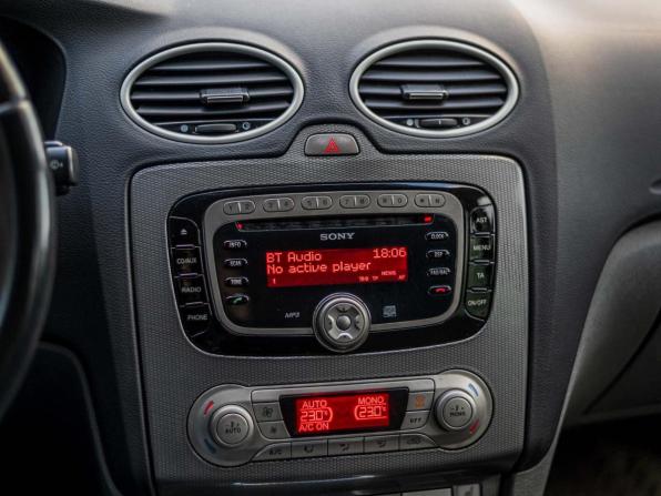 Ford Focus II Рестайлинг с пробегом 2010 года, цена 505 000 рублей, 263347 км, седан, Автокод Объявления