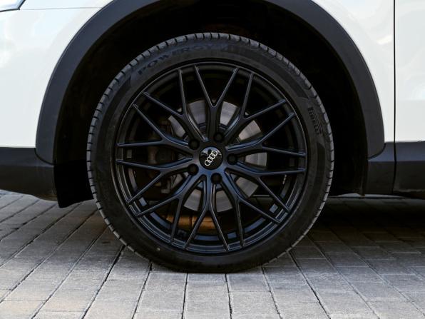 Audi Q3 I (8U) с пробегом 2012 года, цена 1 549 000 рублей, 193732 км, внедорожник, Автокод Объявления