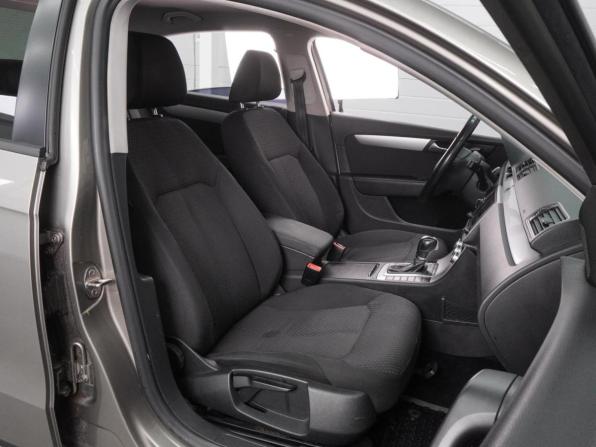 Volkswagen Passat B7 с пробегом 2013 года, цена 1 463 000 рублей, 195001 км, седан, Автокод Объявления