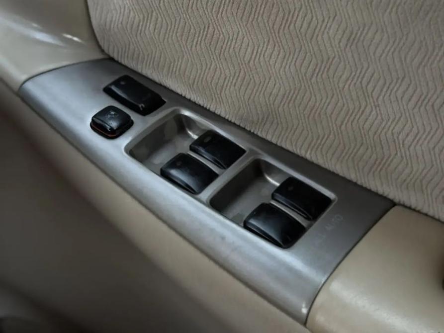 Toyota Corolla IX (E120 E130) Рестайлинг Новосибирск  - изображение 16