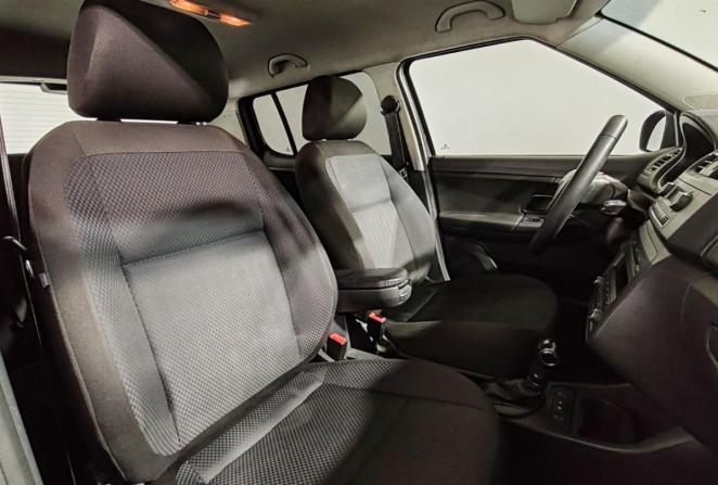Skoda Fabia II Рестайлинг с пробегом 2011 года, цена 750 000 рублей, 165000 км, хэтчбек, Автокод Объявления