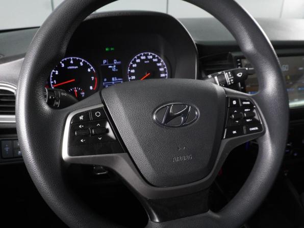 Hyundai Solaris II с пробегом 2019 года, цена 1 580 000 рублей, 72309 км, седан, Автокод Объявления