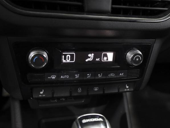 Skoda Rapid II с пробегом 2020 года, цена 1 549 000 рублей, 99065 км, лифтбек, Автокод Объявления