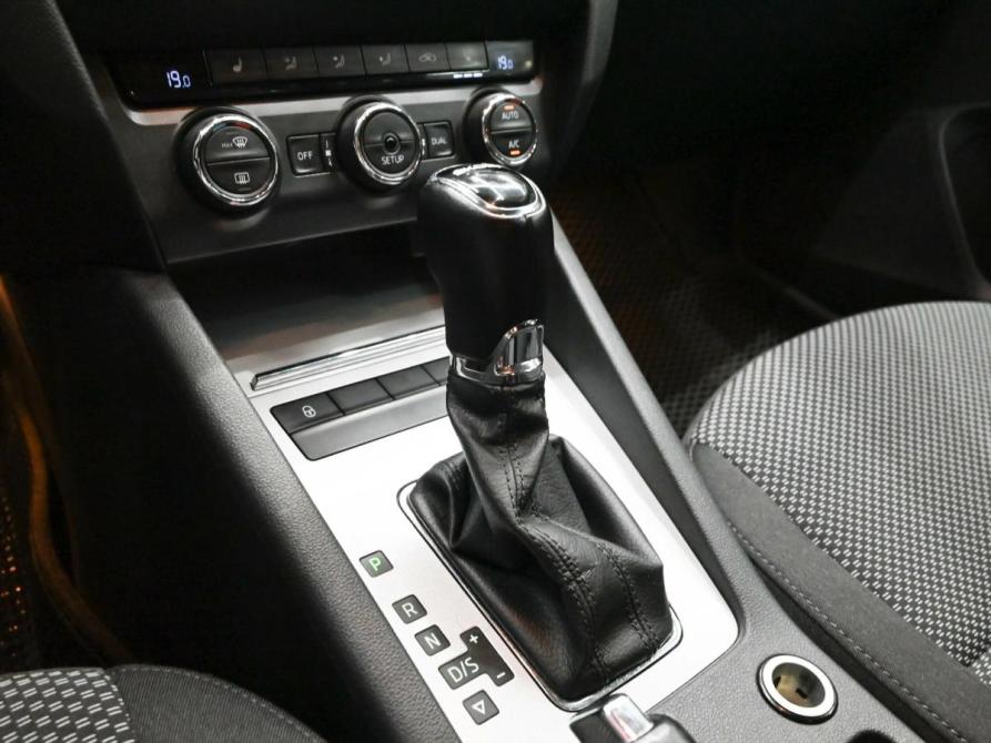 Skoda Octavia III (A7) Екатеринбург  - изображение 15