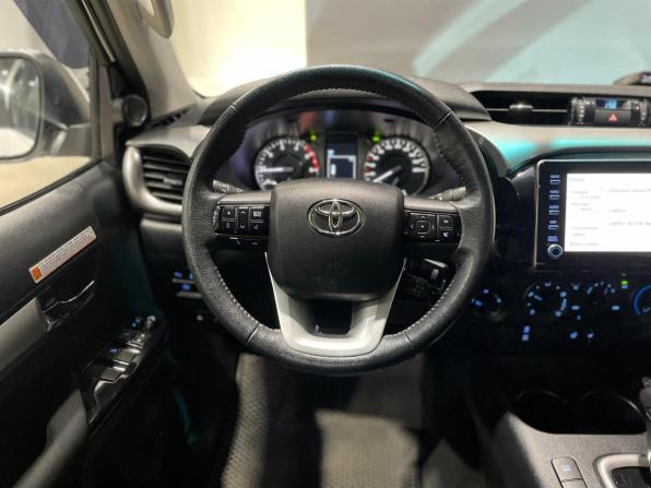 Toyota Hilux VIII Рестайлинг с пробегом 2021 года, цена 5 180 000 рублей, 72459 км, пикап, Автокод Объявления