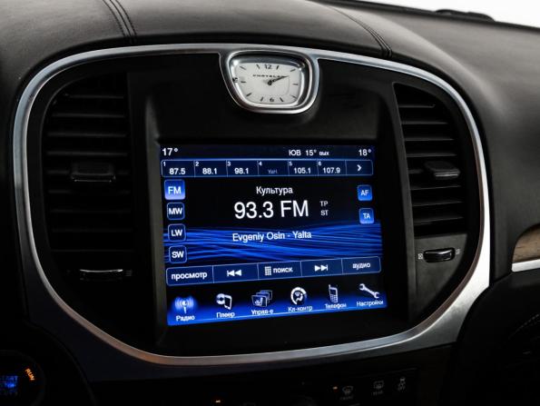 Chrysler 300C II с пробегом 2012 года, цена 1 399 000 рублей, 141397 км, седан, Автокод Объявления