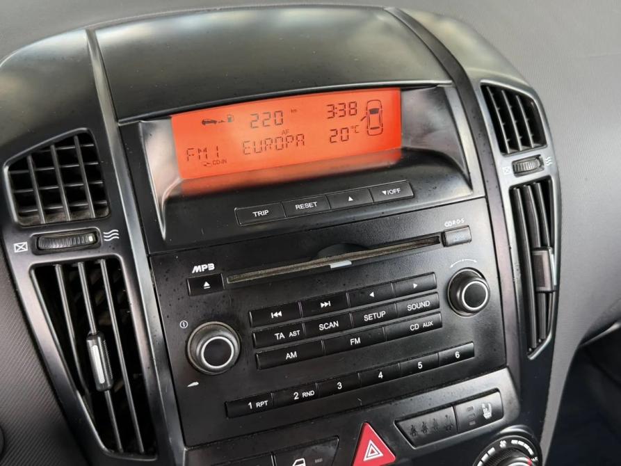 Kia Ceed I Волгоград  - изображение 11