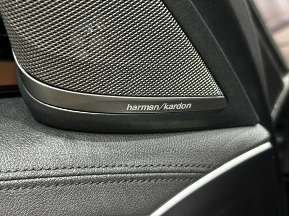 BMW 5 серии VII (G30/G31/G38) с пробегом 2018 года, цена 3 700 000 рублей, 105400 км, седан, Автокод Объявления