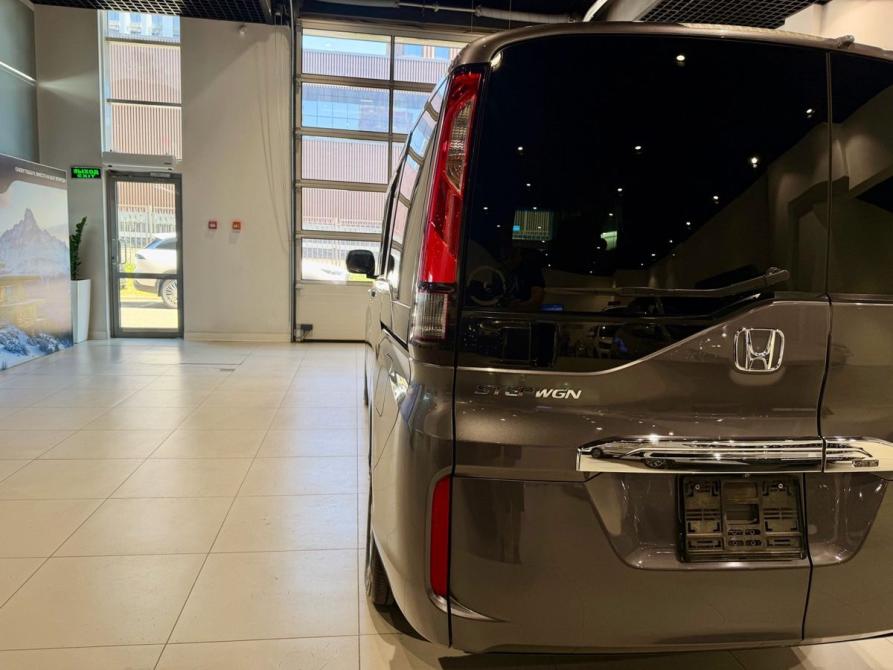 Honda Stepwgn V Москва  - изображение 7