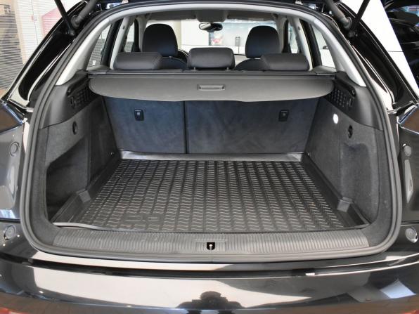 Audi Q3 I (8U) Рестайлинг с пробегом 2015 года, цена 1 835 000 рублей, 148820 км, внедорожник, Автокод Объявления