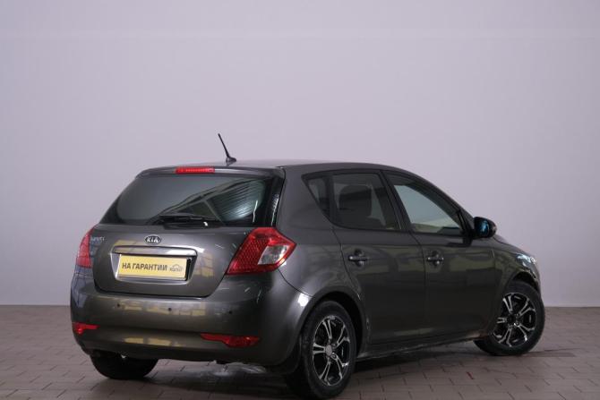 Kia Ceed I Рестайлинг с пробегом 2011 года, цена 559 000 рублей, 222500 км, хэтчбек, Автокод Объявления