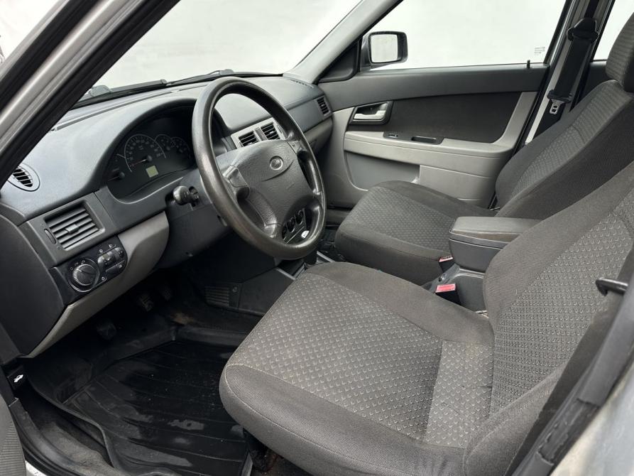 Lada (ВАЗ) Priora I Москва  - изображение 9