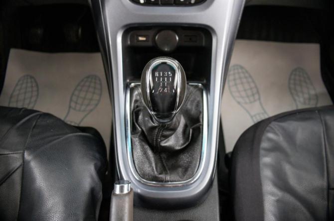 Opel Astra J Рестайлинг с пробегом 2013 года, цена 729 000 рублей, 152000 км, хэтчбек, Автокод Объявления