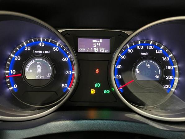Hyundai ix35 I Рестайлинг с пробегом 2014 года, цена 1 220 000 рублей, 111878 км, внедорожник, Автокод Объявления
